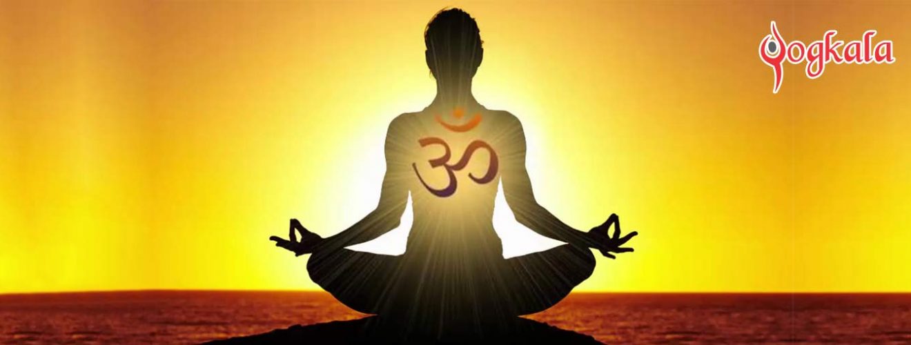 How To Perform OM Chanting & What Are Its Benefits